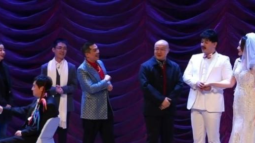 沈腾马丽时隔8年再演夏洛马冬梅 一下子记忆就被拉回了那时候。