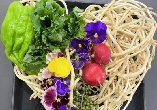 邓超情人节送孙俪一盆菜 果然是超哥的风格