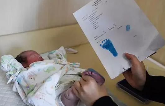 医院回应弄错试管婴儿:没必要计较 一副完全无所谓的态度，太可恶了吧