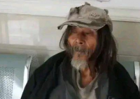 老人被确认车祸死亡 11年后死而复生  当初那名被撞死的死者是谁?