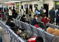 9岁男孩感染甲流肺部大片变白 甲流就诊人数突破本轮疫情以来的高峰
