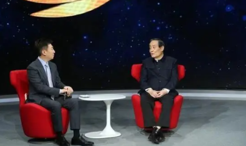 宗庆后回应狂飙中一堆AD钙奶镜头 网友评论称这个广告植入这么成功