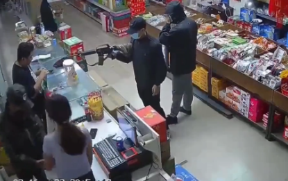 缅甸被绑女店员当晚被放回未交赎金  绑匪知道她没钱，就把她放了