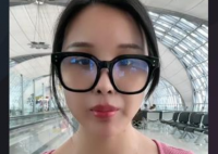 网红泰国报平安 神情恍惚引质疑 大家出门旅游一定要提高自己的安全意识