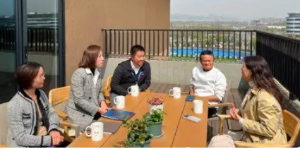 媒体:马云已回国内 阿里巴巴股价午后一度拉涨至5%