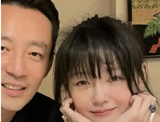 大S索讨离婚后生活费 汪小菲败诉 一双儿女，由二人共同抚养