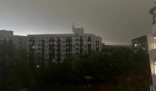 武汉大暴雨白天变黑夜 这是电影特效吗?