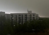 武汉大暴雨白天变黑夜 这是电影特效吗?