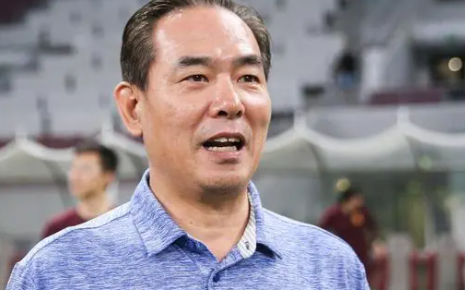 蔡振华妻子:丈夫正在办理退休手续 退役后，蔡振华成为中国乒乓球队总教练
