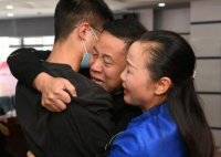 《亲爱的》原型孙卓被拐案今日开庭 将追究买家责任