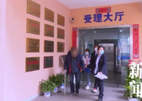黑在美国30多年的上海大爷拿低保了 到了人生的暮年想要落叶归根