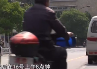 司机接了一单顺风车 车却被乘客卖了 可对方是谁却一无所知
