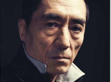 张艺谋宣布将拍网剧《英雄联盟》 希望这部剧能够很帅、很酷、很飒。