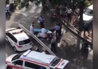 福建漳州男子当街砍人 警方回应 伤人原因是什么？