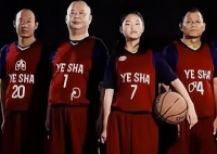 去世两年后他突然出现在篮球场上 你的梦想我们来实现