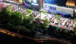 万人齐聚3天吃掉数万斤小龙虾 氛围感十足