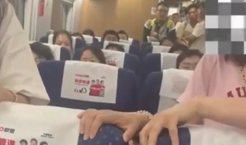 女子遭掌掴还手被认定为互殴引热议 引起广大网友评论“炸锅”