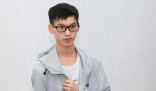 搬砖的清华学生谈回乡做公务员 老师建议他放弃勤工俭学
