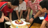 宝妈因孩子吃了同学生日蛋糕发飙 有人认为这位宝妈的健康理念有问题