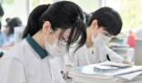 女学霸边读研边兼职3年赚17万 这一数字让许多网友赞叹不已