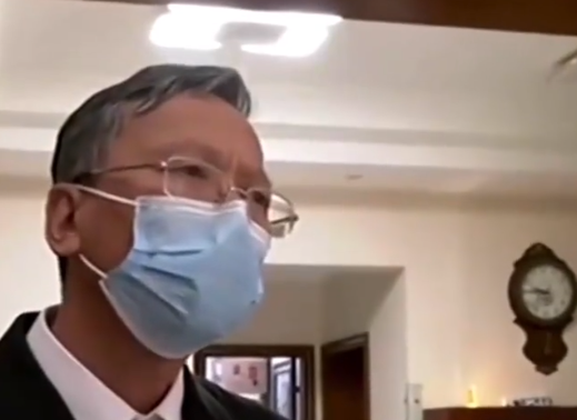 男子回了个“OK”表情结果成被告  造成误会和纠纷