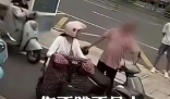 喊“不跳不是人”的大爷是个什么人 为什么喊出这样的话?