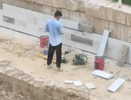 花34亿给河道贴瓷砖?工人:浪费 金水河道干挂大理石砖是否合理