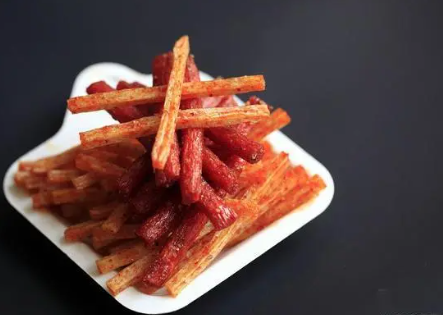 辣条在韩国火了 食物已经超越了国界和文化的限制