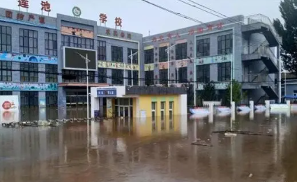 为何保定多地成暴雨后“重灾区”?  河北涿州等地网络呼救