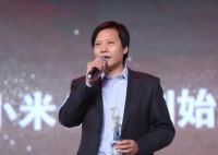 雷军分享大学经历称自己是社恐 雷军的实际表现更符合社牛的特点
