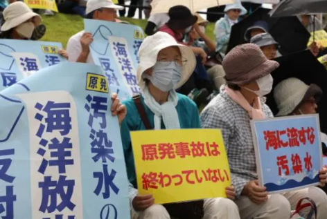 福岛当地最大港口爆发抗议集会 核污染水排海再次把这种痛苦在渔民身上延续下去