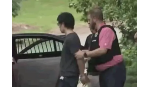 留美博士持枪杀人 曾因高分上报纸 这到底是怎么回事？