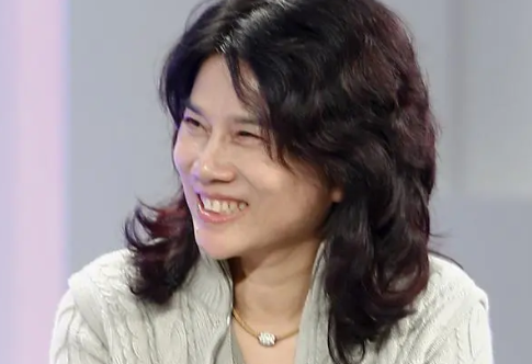 董明珠自曝70岁没保养 这番言论引发了广泛关注