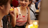 90后买走全国近半数榴莲 大量消费也引发了一些问题