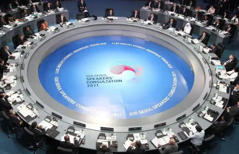 G20联合宣言涉俄乌内容未谴责俄方 国际关系不再是简单的二元对立