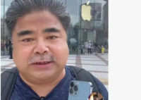 演员刘金苹果店前怒砸iPhone 这到底是怎么回事？