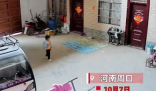 女儿一遍遍喊妈妈女子看后连夜赶回 父母的陪伴和关爱对孩子的成长至关重要