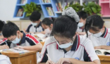 初中生拉开同学座椅致其摔成重伤 每个人都应当时刻铭记自己的行为对他人的影响