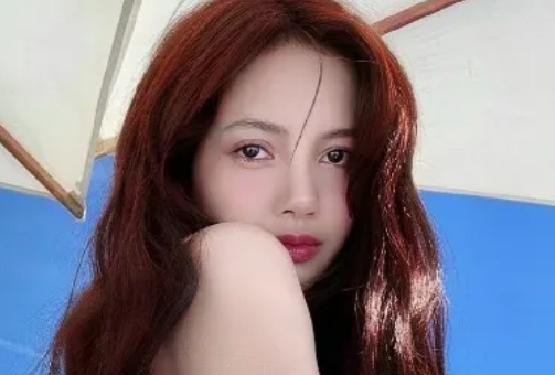BLACKPINK全员与YG完成续约 Lisa此次的遭遇都给我们带来了一些启示