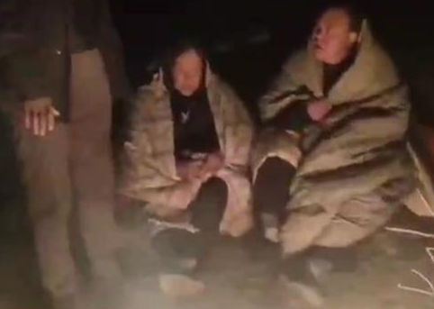 余震百余次 村民彻夜在屋外烤火避险 震源深度10公里