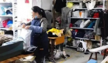 女生把旧羽绒服改羽绒被省下千元 这样的店铺在哪里找呢?