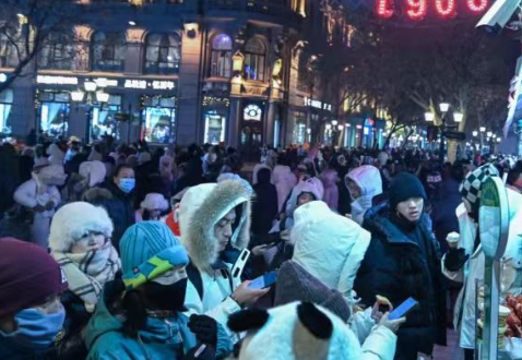 寒冬冰雪季 龙江最“热”时 旅游服务提档升级