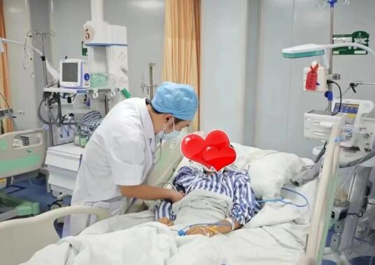 男孩溺水救起3小时后肺“白”了 究竟是怎么回事？