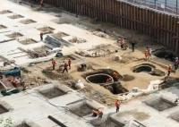 山东聊城三中操场发现古墓 实在太罕见了