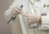 女子吞服502后残留物堪比一次性竹筷 实在让人后怕不已