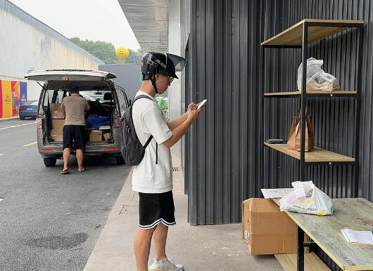父亲患癌 男孩被大学录取时正送外卖 父亲的眼里总是充满了愧疚