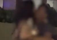 男女咖啡店亲热被请离后给差评 画面曝光简直不忍直视