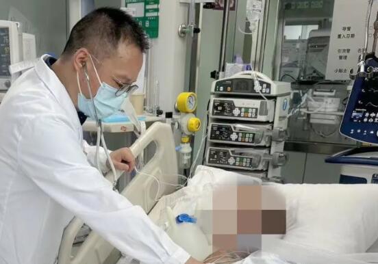 下班途中电瓶车故障 男子被晒进ICU 实在太悲剧了