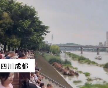 四川俩姐弟失踪17天后发现弟弟遗体 悲剧实在令人痛心